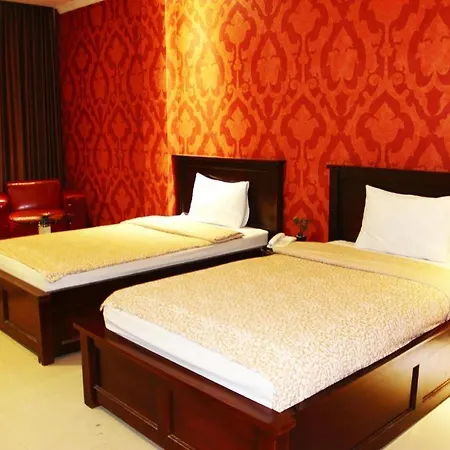 Albis Hotel